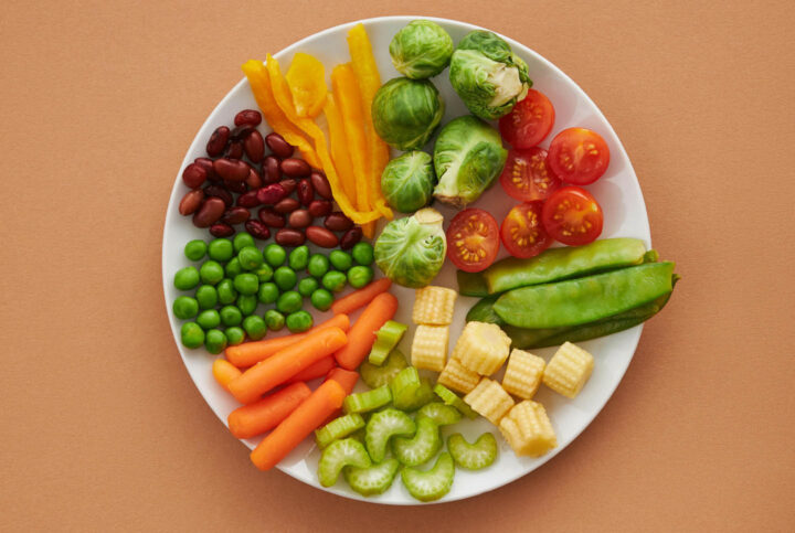 Um prato cheio de vegetais